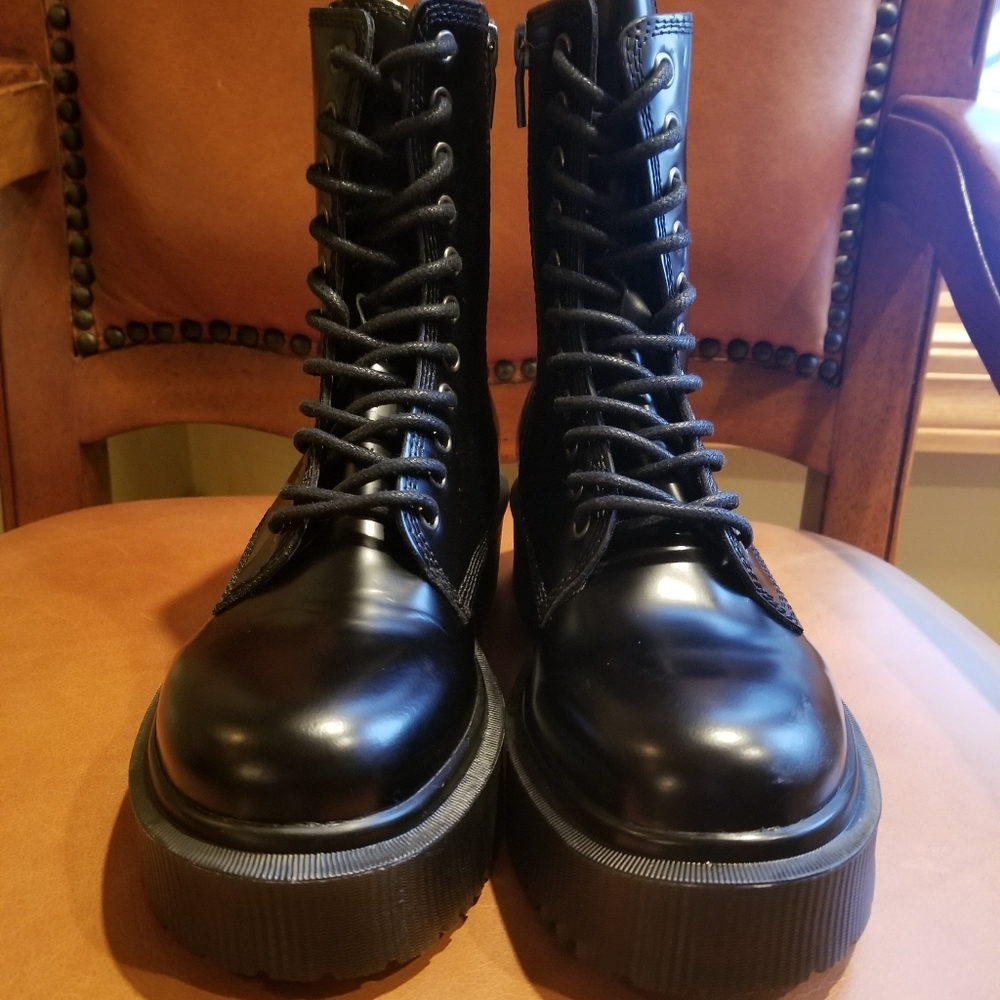 Jeffrey Campbell Sopas combat platform boots